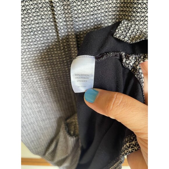 J. Jill Wearever Collection Stretchy Geometric Abstract Shift Dress Size XS - Picture 6 of 8